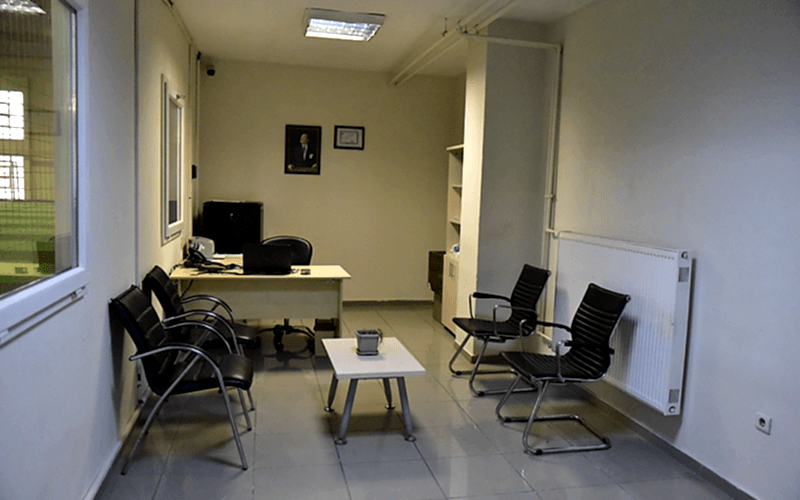 image desc